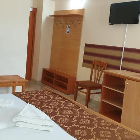 Hotel Elegance Мамая Екстер'єр фото